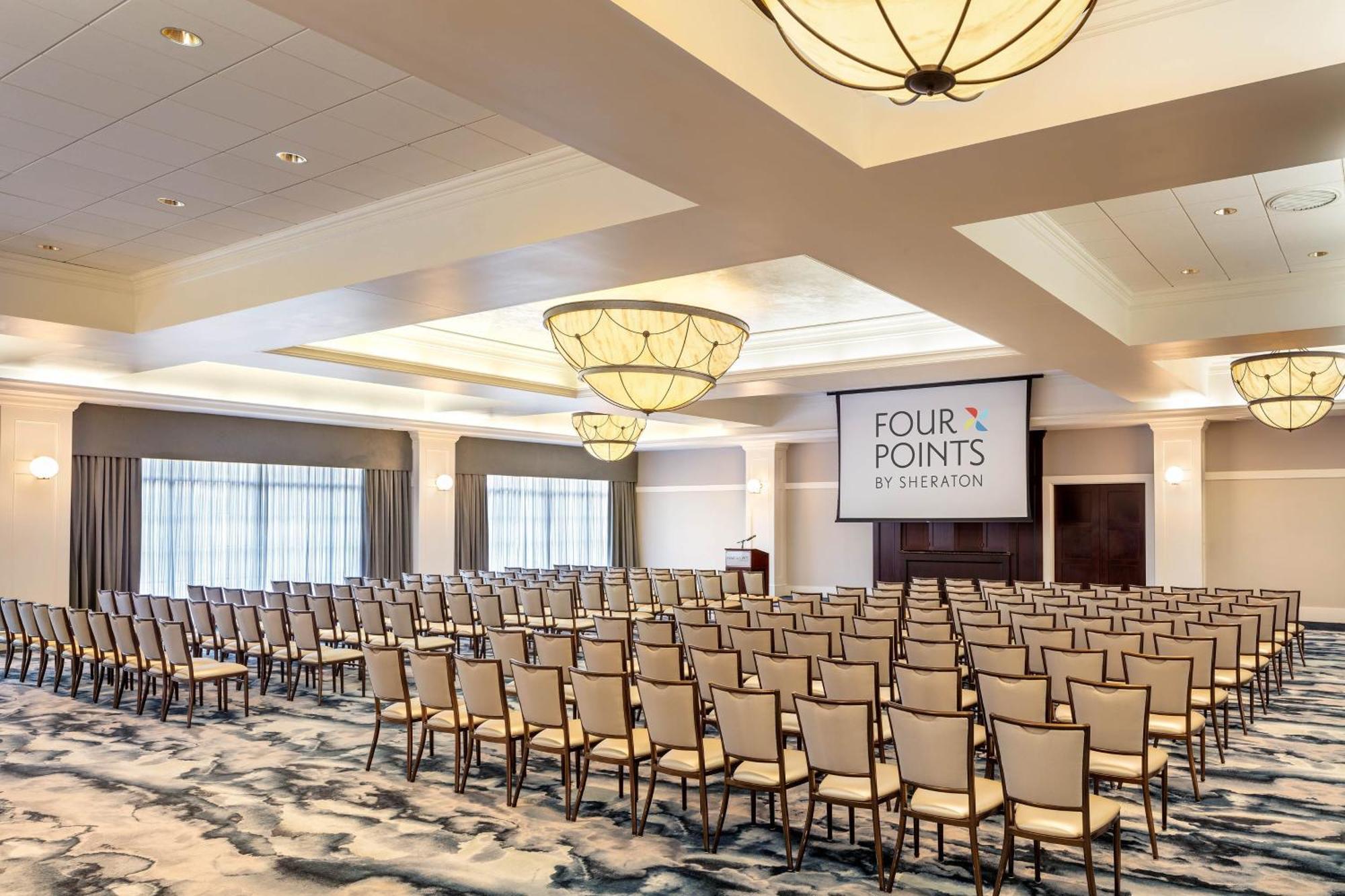 Four Points By Sheraton Norwood Conference Center Exterior photo
